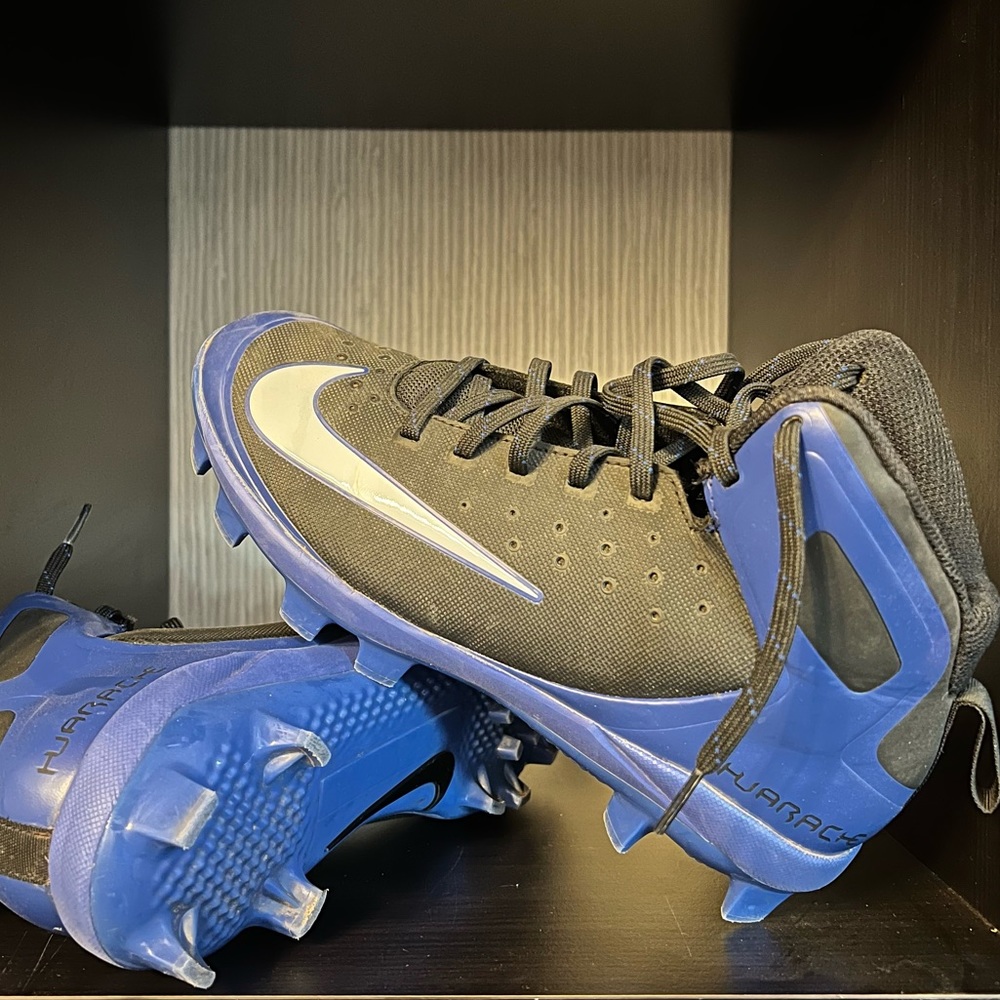 Baseball cleats Nike size 7.5